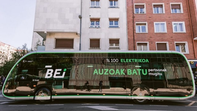 Tengok Uniknya Irizar ie Tram, Bus Listrik Dari Spanyol