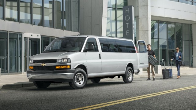 Chevrolet Express, Van Yang Menolak Untuk Punah