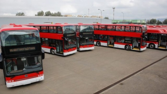 Bus Double Decker Listrik Pertama Rilis di Chili