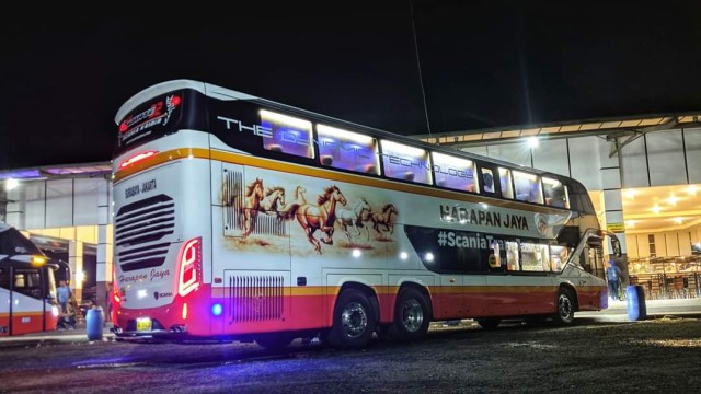 Liburan Akhir Tahun ke Surabaya, Kini Bisa Pakai Bus Tingkat PO Harapan Jaya