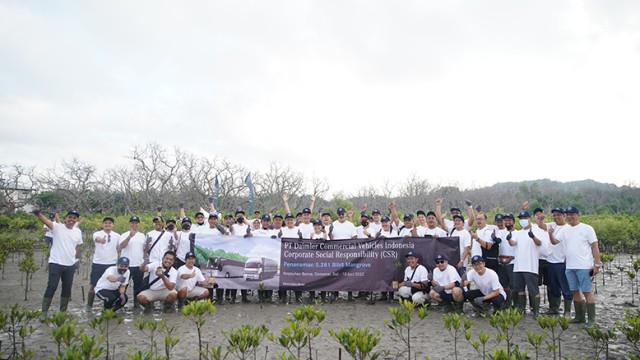 DCVI Tanam Ribuan Mangrove  Di Bali Selaras Peluncuran Axor Euro 4