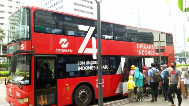 Bus Tingkat Wisata Stop Operasional Saat PSBB, Rute Transjakarta Masih Normal
