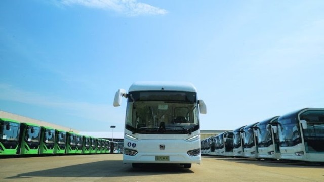 Tiongkok Produksi Bus Anti-Covid19