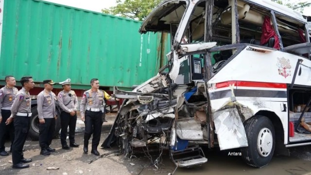 Pramudi Bus AKAP Mengantuk, Ada Enam Orang Meninggal