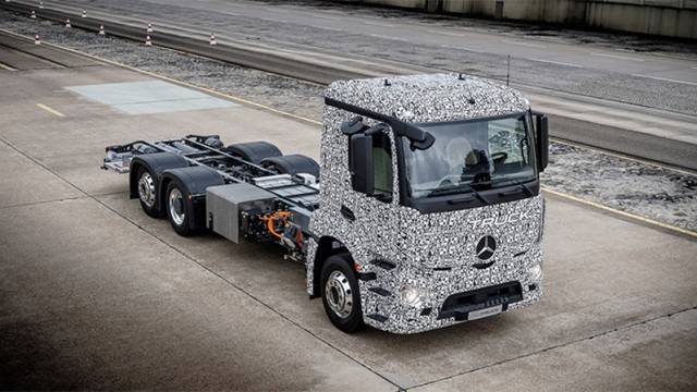 Mercedes-Benz : Urban e-Truck, Sang Pelopor Truk Bertenaga Listrik
