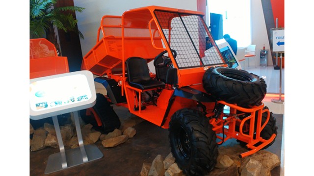 Tiga Pilihan Traktor Mini Wintor untuk Pacu Produktivitas Kebun Kelapa Sawit
