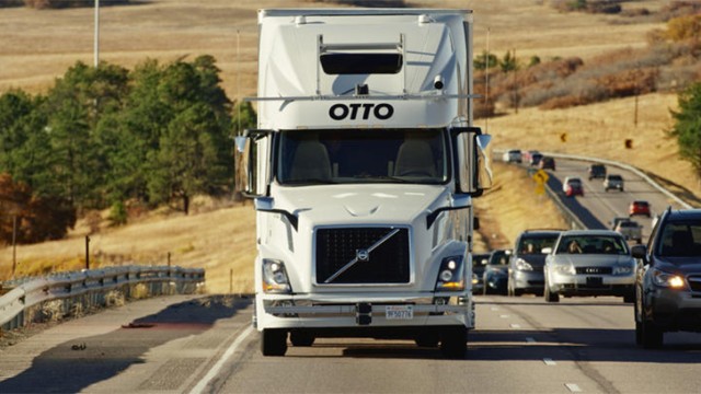 Otto Sukses Ujicoba Truk Self-driving Menempuh Perjalanan 150 Mil Membawa Muatan 51.744 Kaleng Bir
