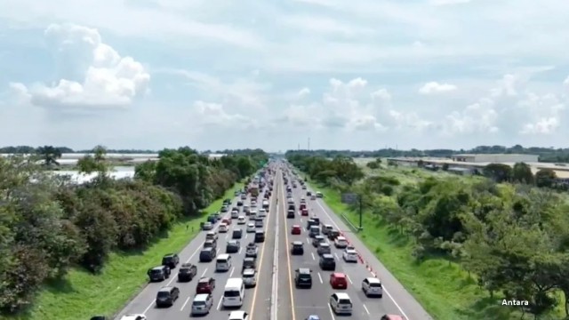 Pemakaian Bahu Jalan Di Tol Ada Aturannya