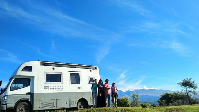 Ini Alasan Keluarga Kusmajadi Pilih Canter Buat Camper Van