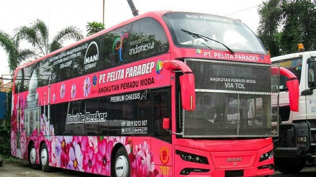 Viral! Pertama Dalam Sejarah, Bus Tingkat Masuk ke Padang