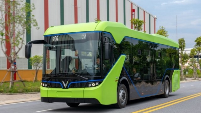 Bus Listrik Buatan Vietnam Mulai Mengaspal