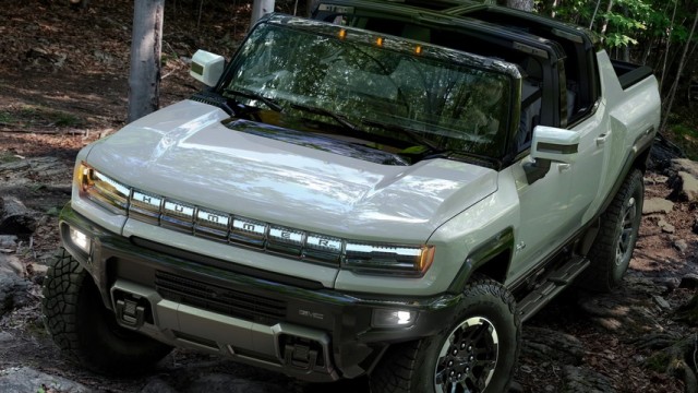 GMC Hummer, Dari SUV 'Orang Kaya' Kini Jadi Pikap Listrik Bertorsi Besar