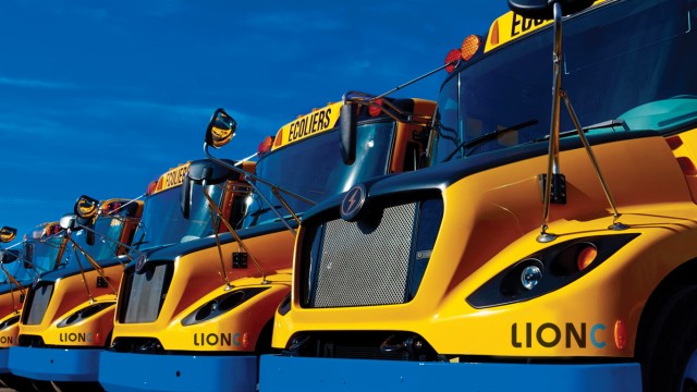 Quebec Operasikan 27 Bus Sekolah Listrik 
