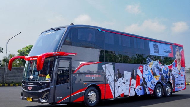 PO Juragan 99 Trans Kenalkan Bus Berlivery Gresini Racing