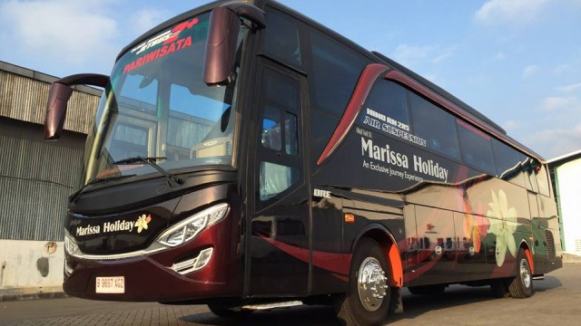 Hino Siap Pamerkan Bus RN285 Transmisi Matik di GIIAS 2018