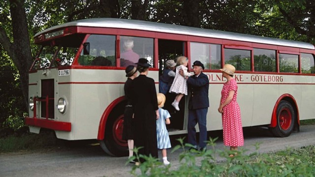 Seri Vintage: Bulldog, Bus Jadul Scania Bermesin Diesel Enam Silinder