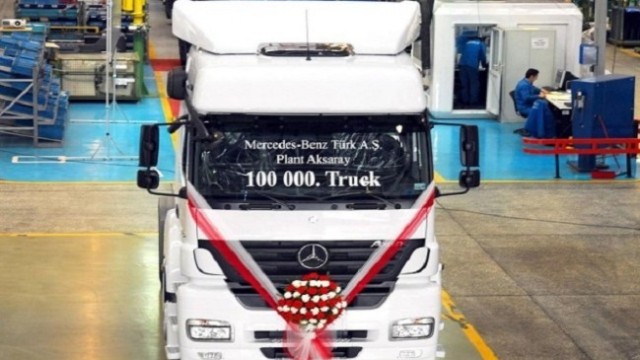 Daimler Dirikan Pusat Riset Truk Mercedes-Benz di Turki