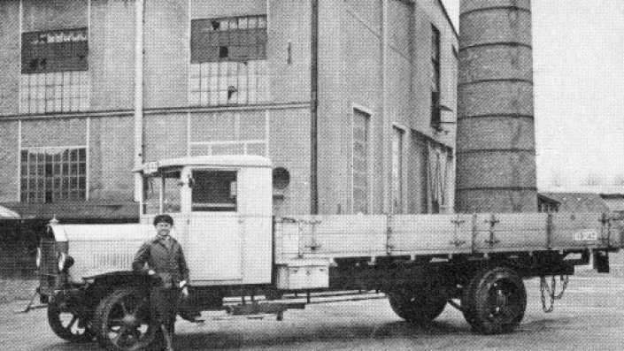 Truk Diesel Pertama Hadir 1923