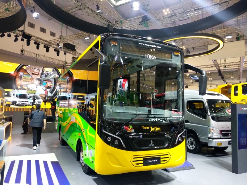 Penjualan Sasis Bus Akhir Tahun 2023, Mitsubishi Dan Hino Penguasanya ...